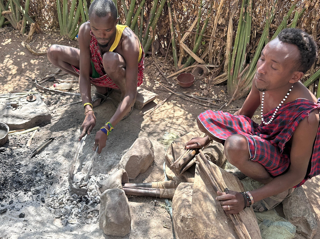 KURUMBIZI TOURS & SAFARIS-莫洛哥罗必去景点