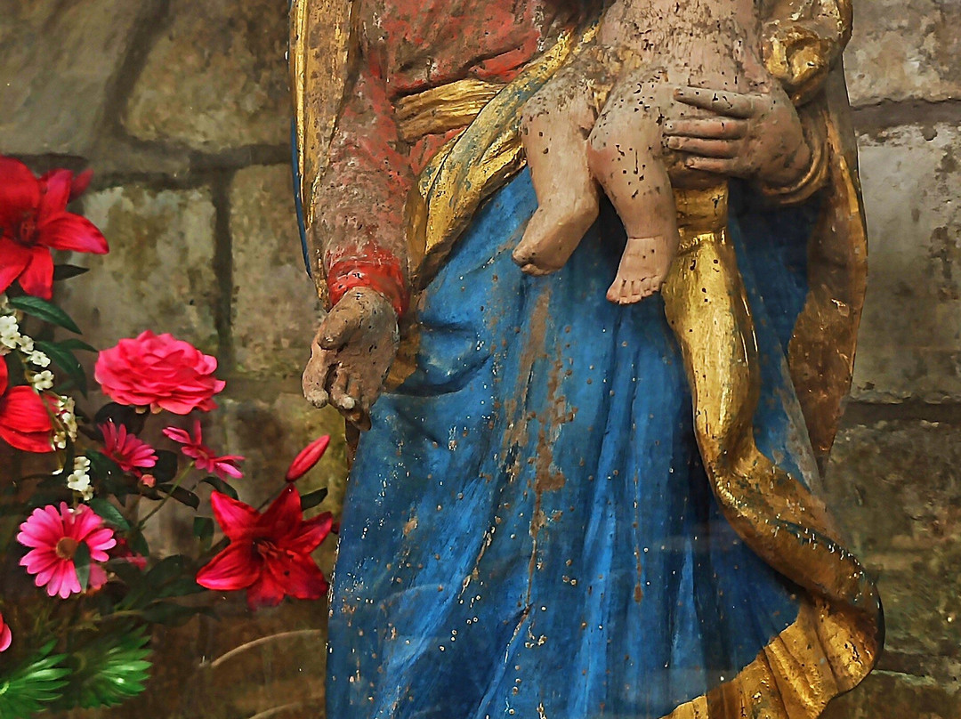 Eglise Saint-Maixent-Pamproux必去景点