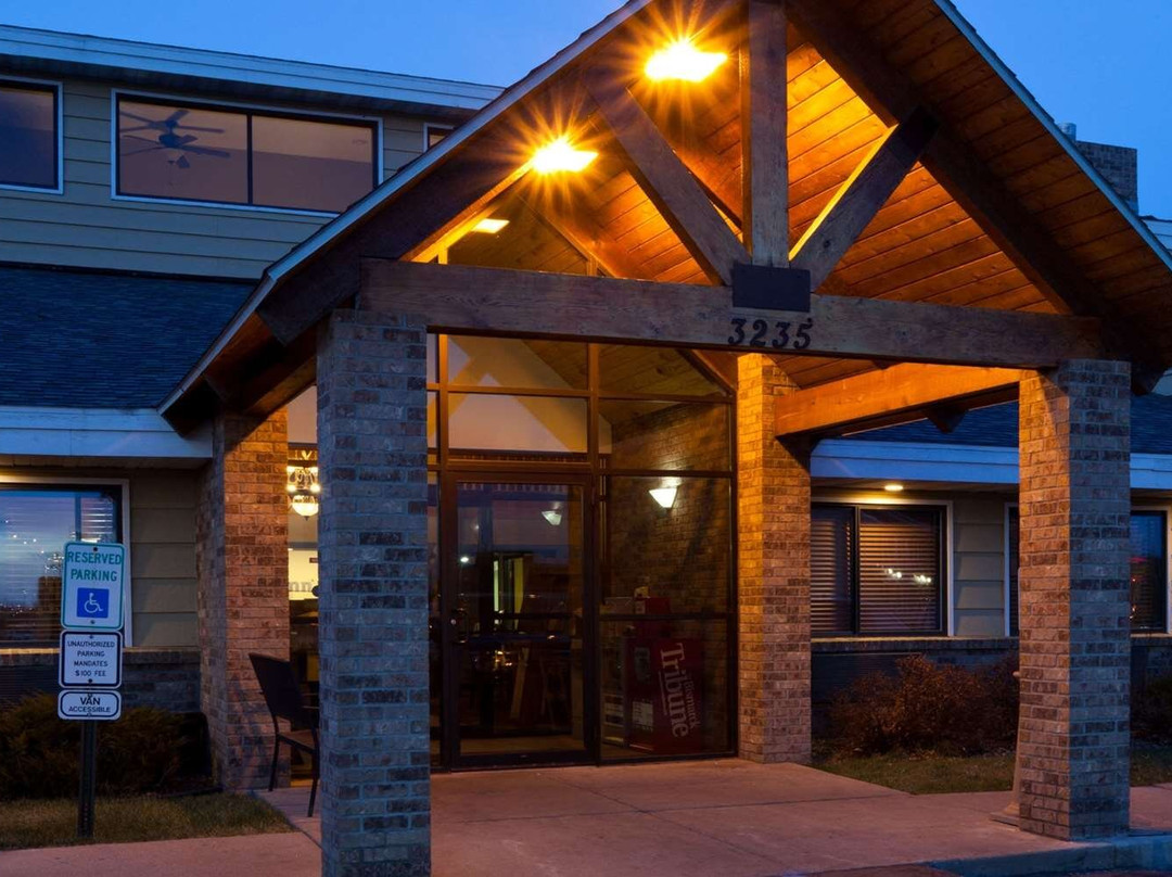 AmericInn by Wyndham Bismarck