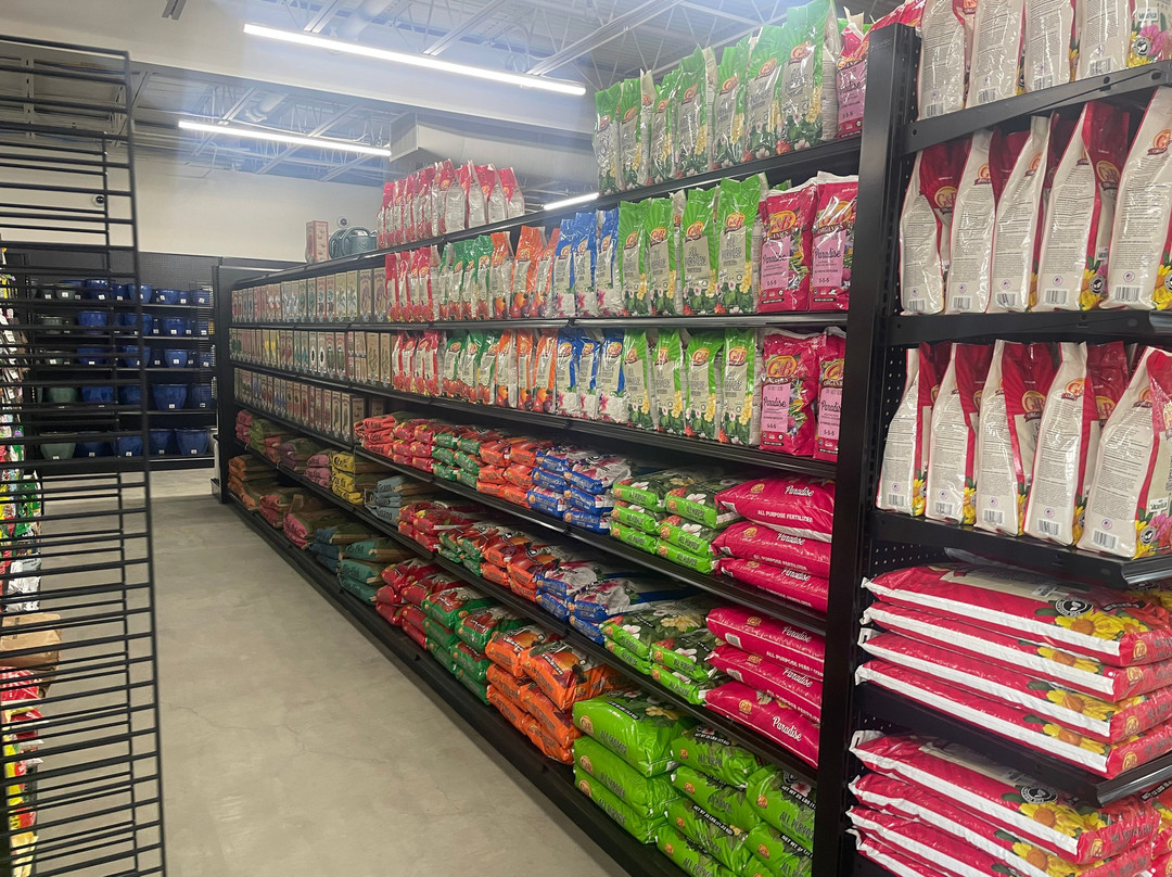 Grange Co-op-雷丁必去景点