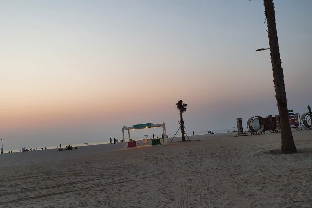 Jazaer Beach-Zallaq必去景点