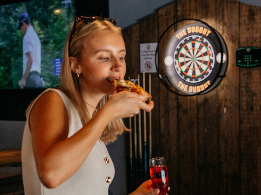 The Dugout Sports Bar & Kitchen-福克斯通必去景点