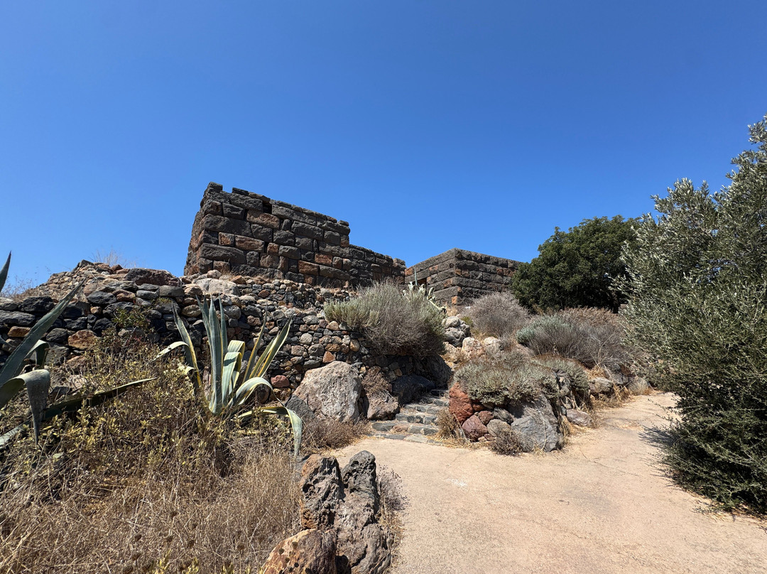 Paleokastro-Mandraki必去景点