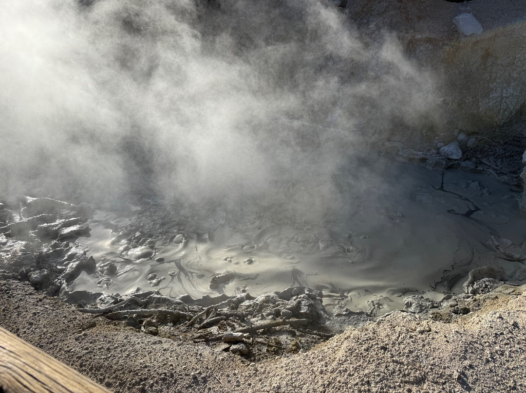 Sulphur Works-拉森火山国家公园必去景点