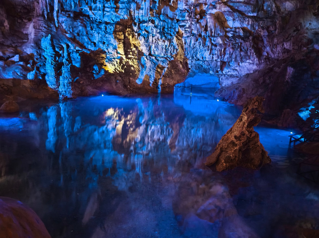 Zazil Tunich-巴利亚多利德必去景点