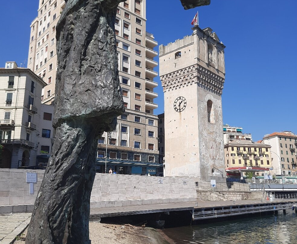 Torre Leon Pancaldo-萨沃纳必去景点