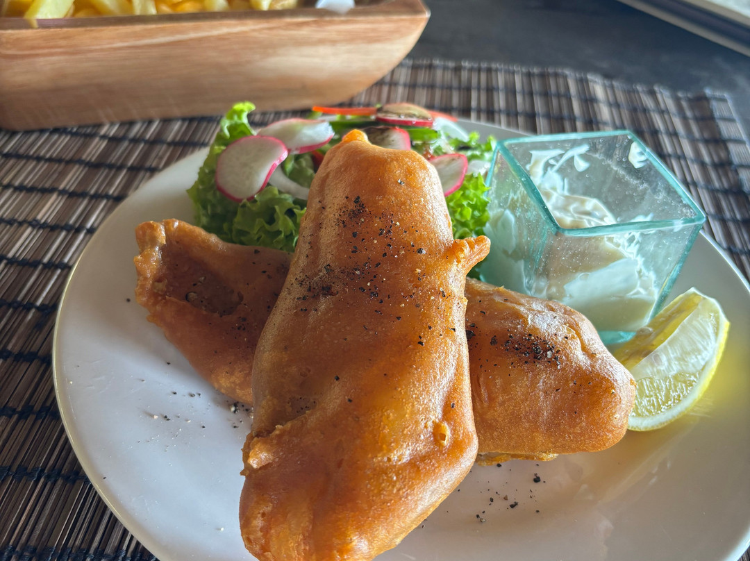 金巴兰森林度假酒店主图