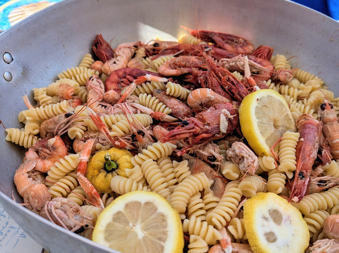 Jump pescaturismo-圣马尔盖里塔利古雷必去景点