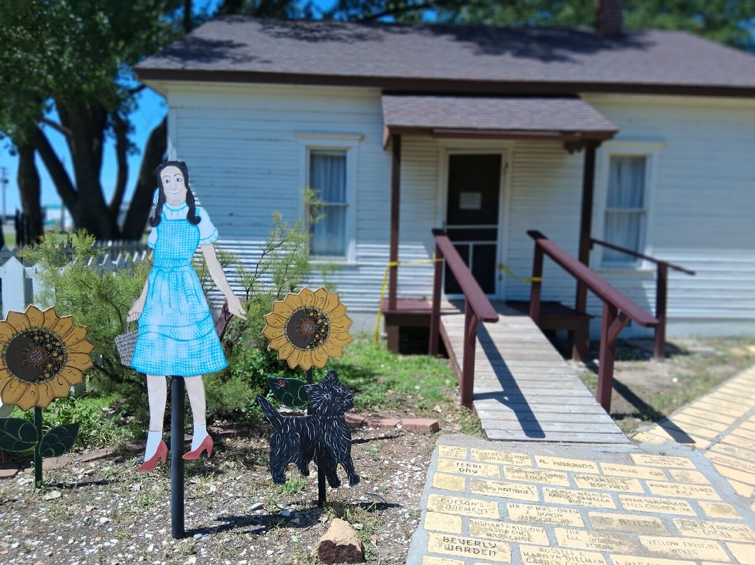 Dorothy's House/Land of Oz-Liberal必去景点