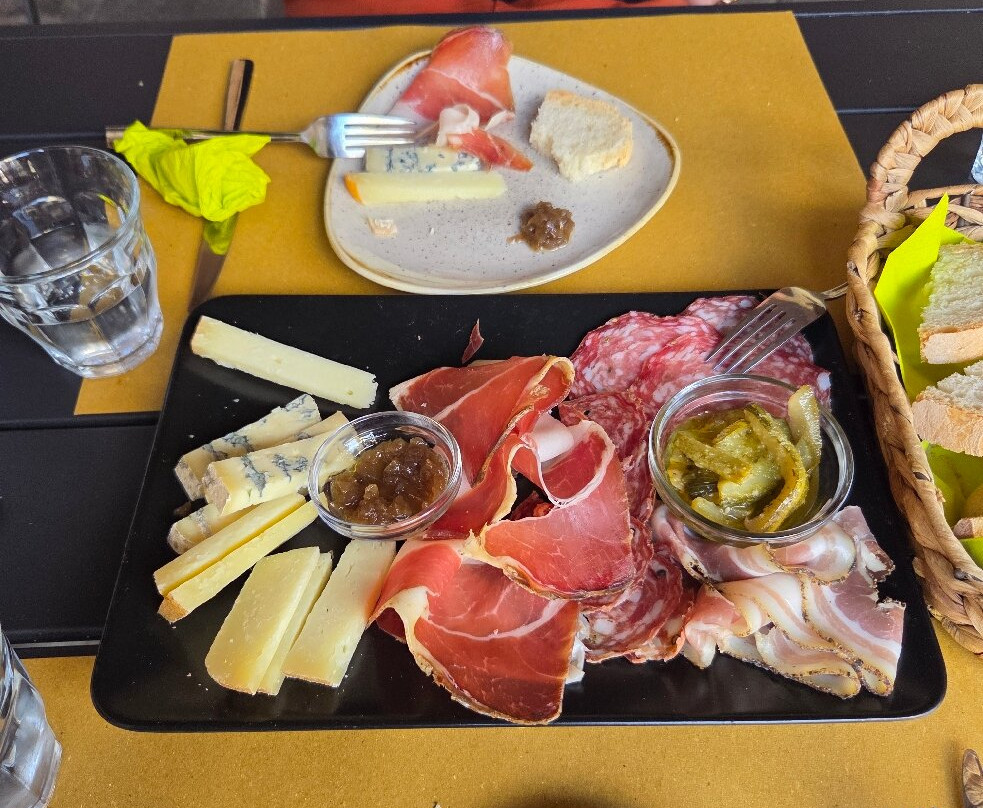 Enoteca Il Canto di Baccio-巴尔贝里诺瓦尔德尔萨必去景点