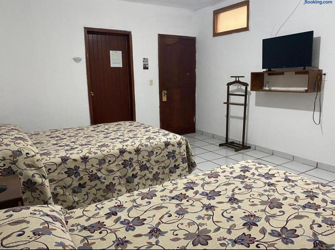 Hotel Plaza Eronharhini