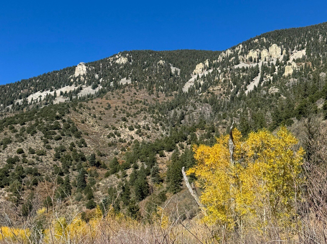 Enchanted Circle Drive-道师城必去景点