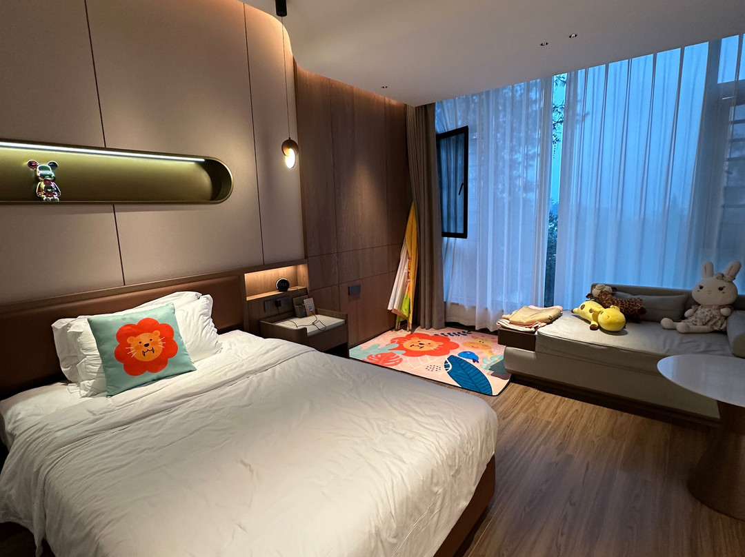 Zhangjiajie Four Seasons Riverside Lai Resort