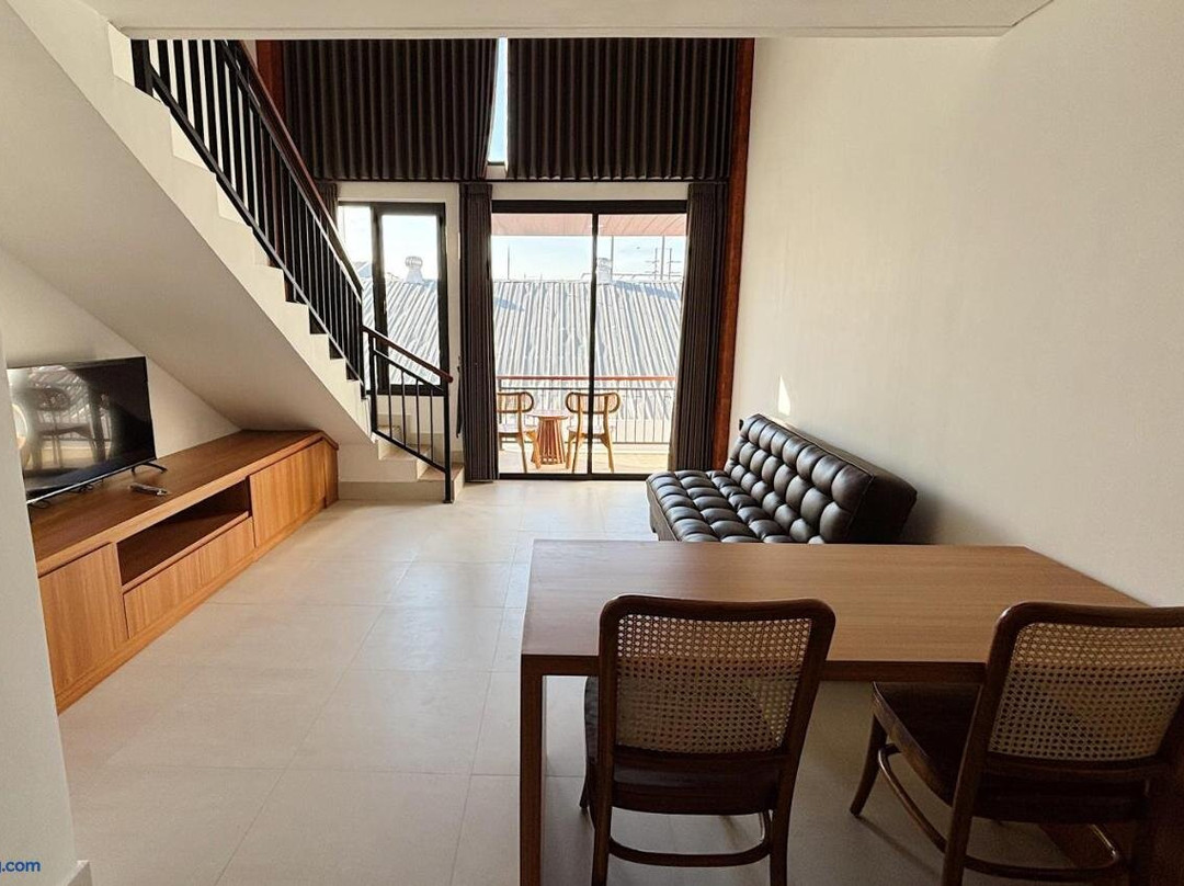 Andari Mezzanine