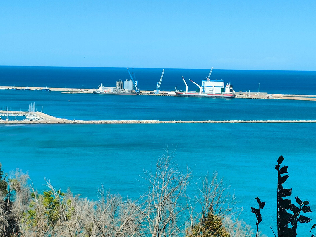 Porto di Ortona-Ortona必去景点