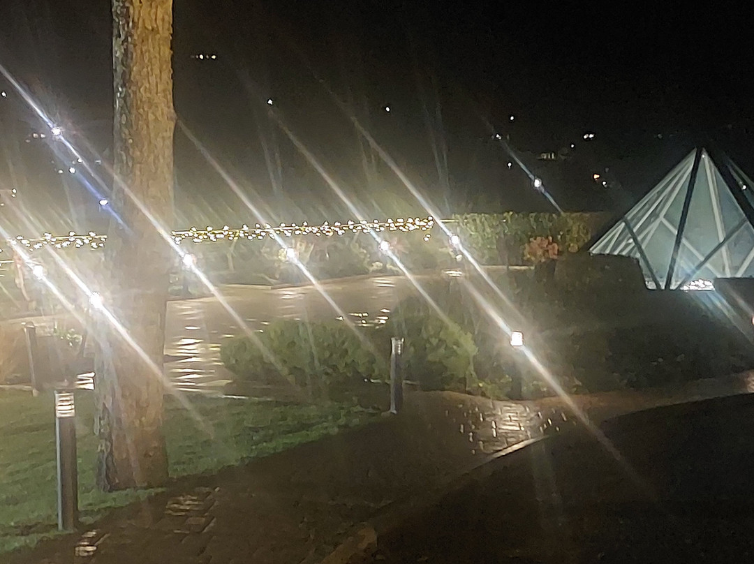 The Lakeside Hotel and Leisure Centre主图