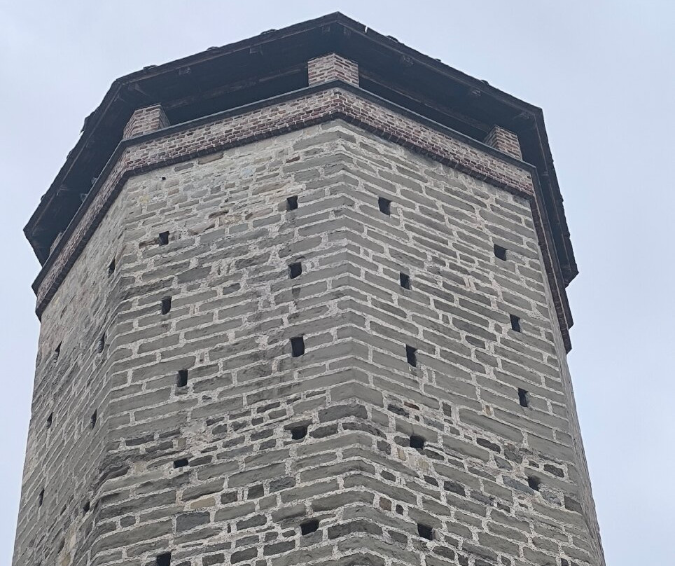 Torre Ottagonale-基瓦索必去景点