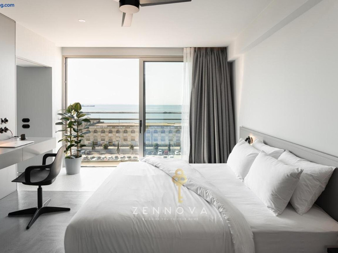 Nero Luxury Suites by Zennova