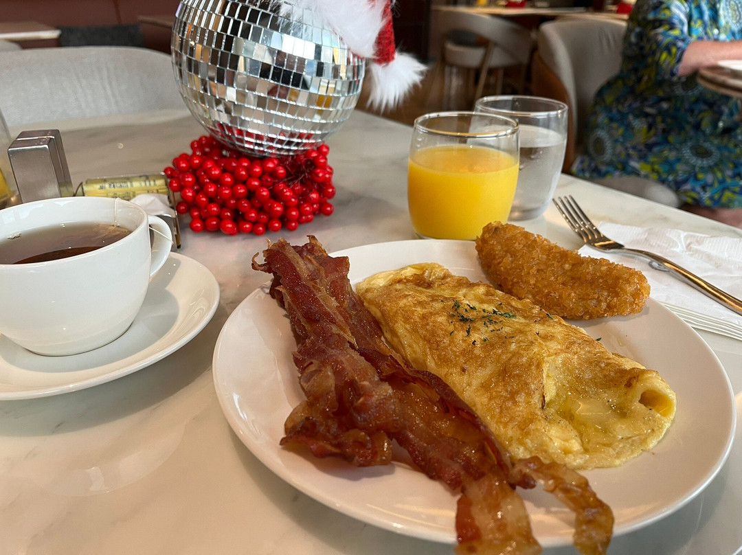 Sheraton Manila Hotel