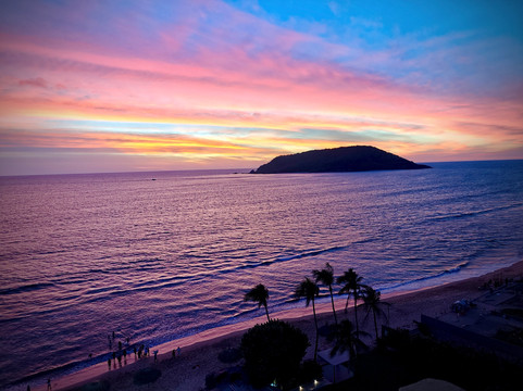 埃尔熙厄尔莫罗海滩酒店主图