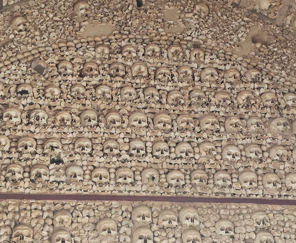 Capela dos Ossos-法罗必去景点