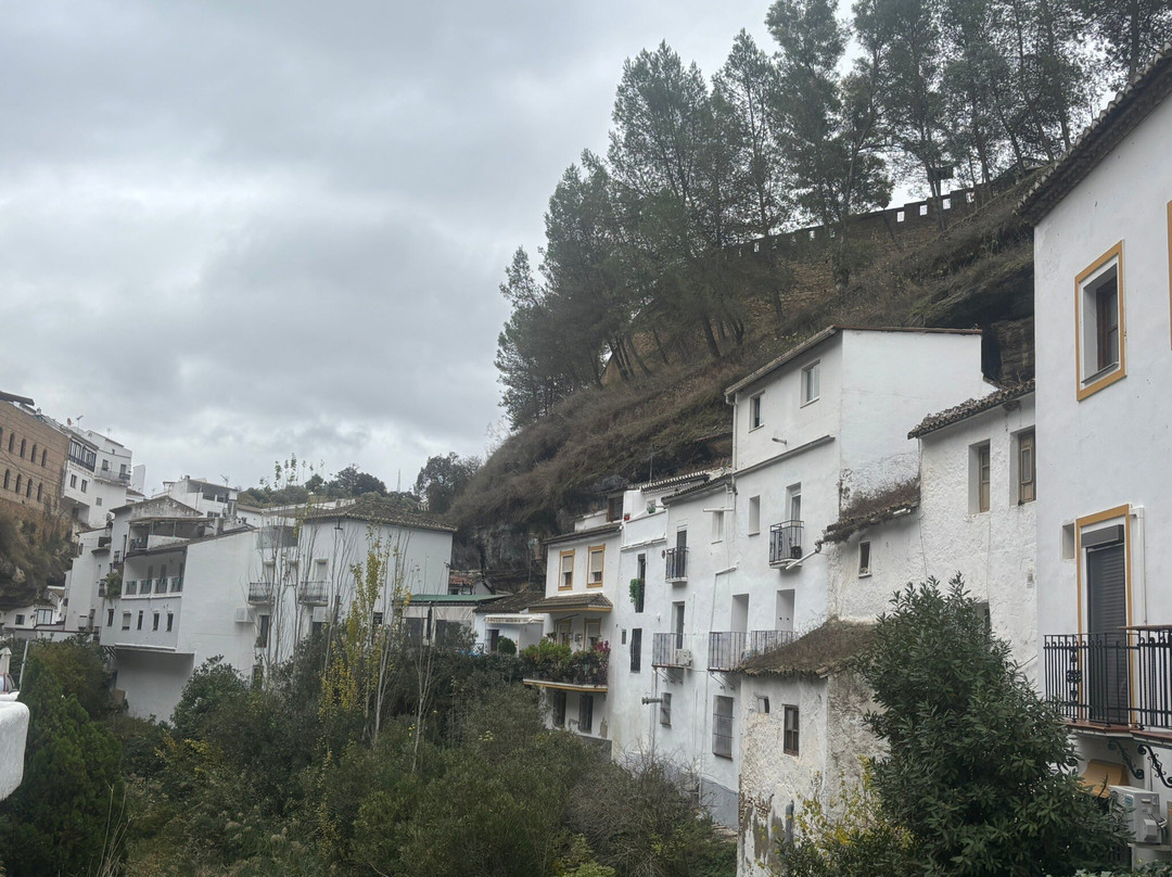 Calle Cuevas De La Sombra-Setenil de las Bodegas必去景点