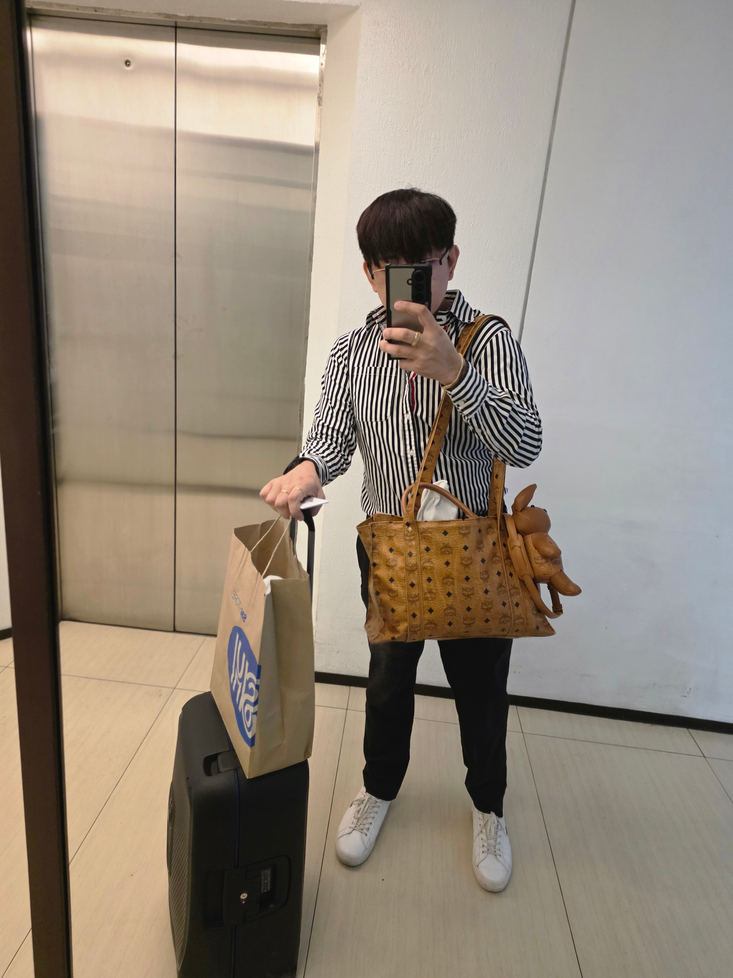 Privato Ortigas-官方