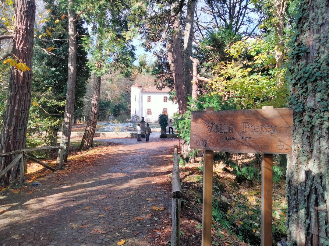 Villa Piercy-Bolotana必去景点