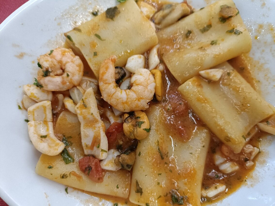 La Svolta Trattoria - Pizzeria