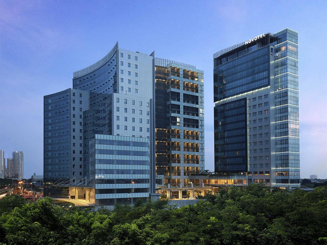 泗水帖木儿诺富特酒店主图