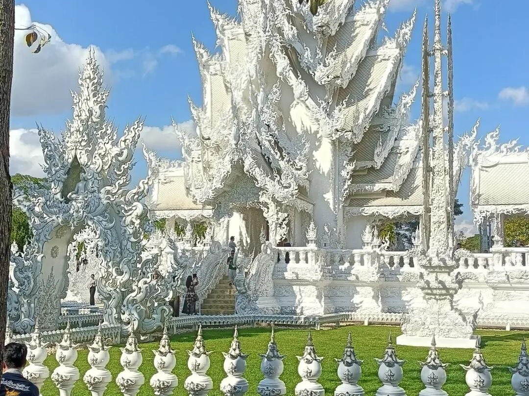 Theeraa Ulaa Holidays-雪州必去景点