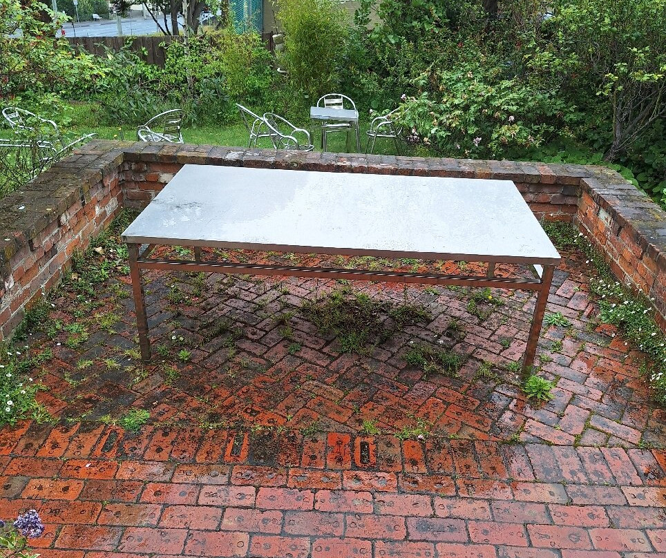 Lowena Cafe and Accommodation主图