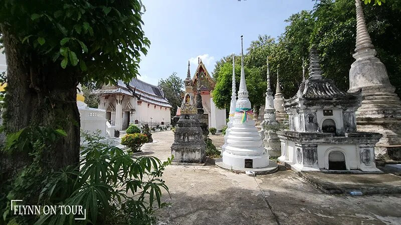Wat Ko Kaew Suttharam-碧差汶必去景点