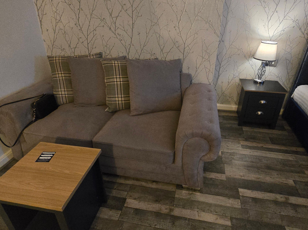 克鲁斯山顶酒店主图