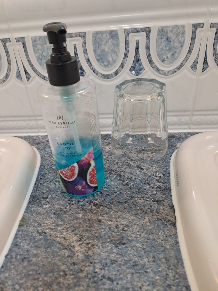 Tre-Ysgawen Hall and Spa-浴室