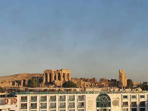 Mövenpick Ms Royal Lily Nile Cruise-卢克索必去景点