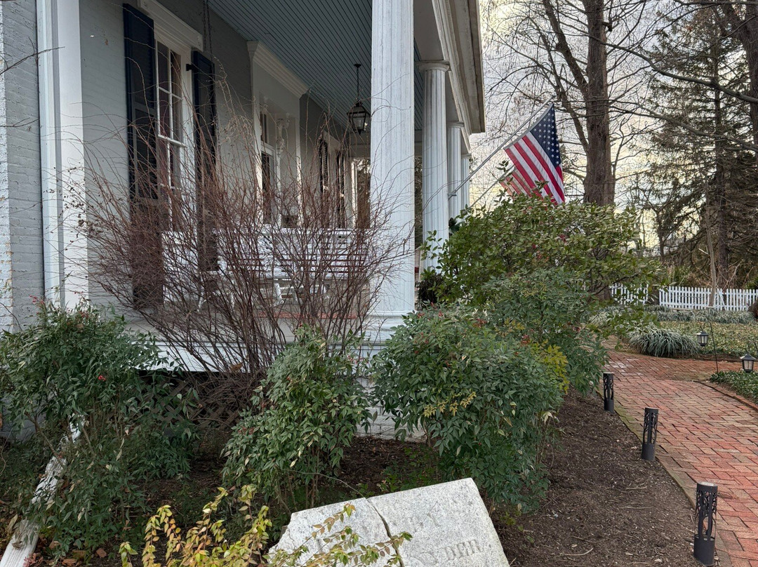 Carriage Inn Bed and Breakfast主图