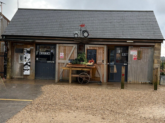 Diddly Squat Farm Shop-奇平诺顿必去景点