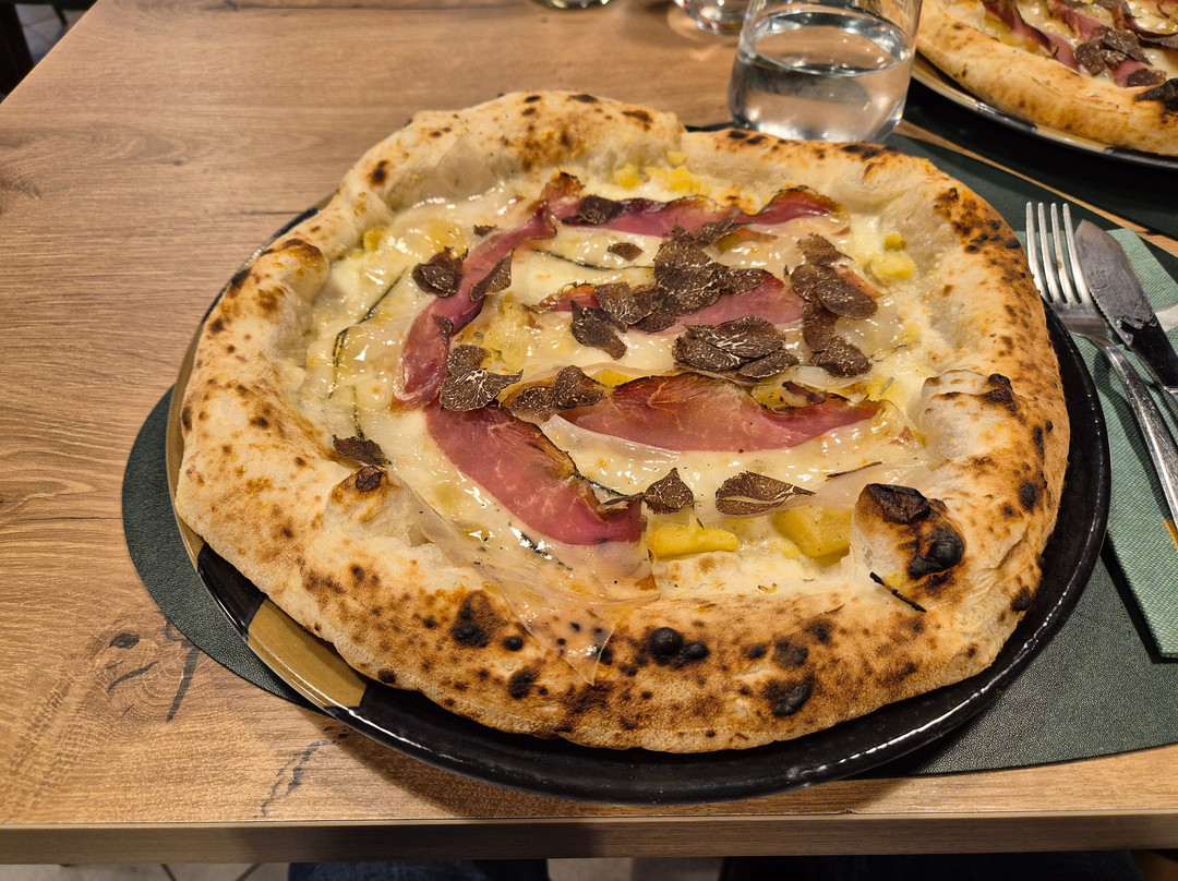 Quinta Essenza Pizzeria