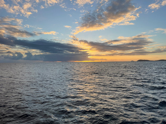Heavenly Days Catamaran-夏洛特阿马利亚必去景点