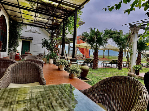 峰牙喀斯特别墅主图