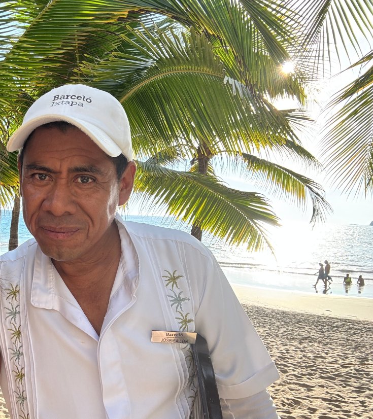 巴塞罗印坦巴全包酒店-泳池