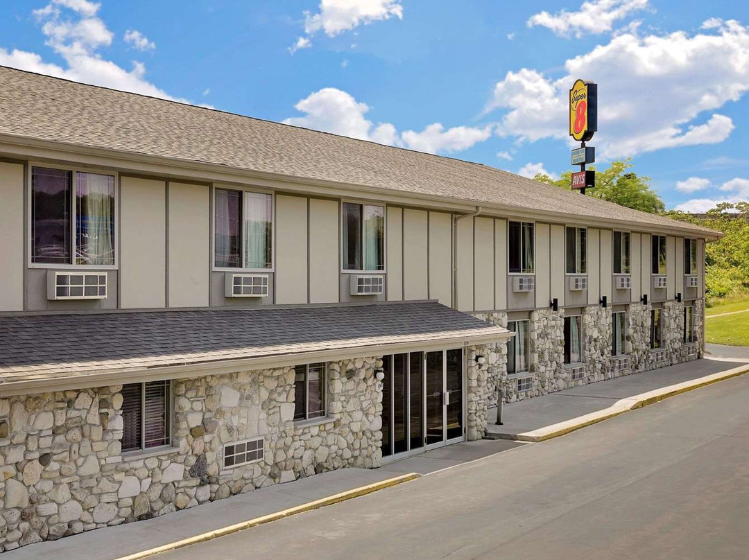 斯特金湾速8酒店