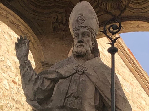 Statua di Sant'Ubaldo-古比奥必去景点