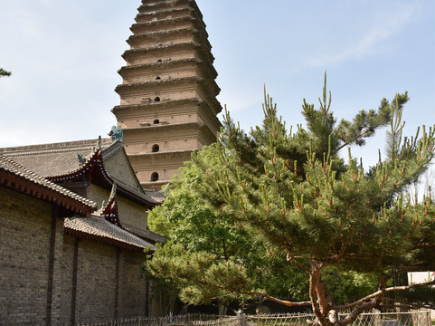 荐福寺小雁塔-西安市必去景点