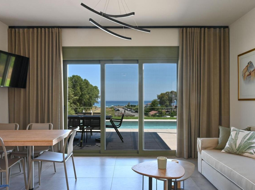 Montamar Olympus Villas