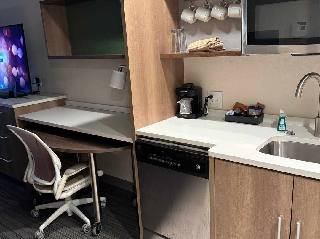 代顿万达利亚希尔顿惠庭套房酒店主图