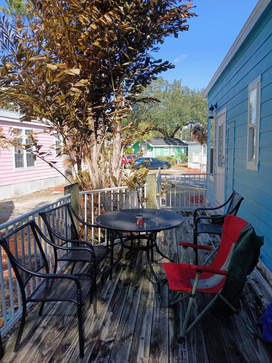 热带棕榈度假村和露营地-官方