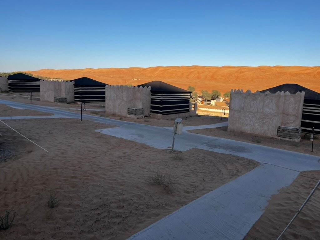 沙漠之夜度假村主图