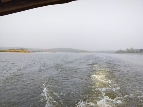 卡比尼泉旅馆主图